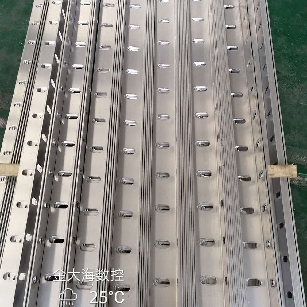 processed aluminum angle components for prefabricated construction molds
